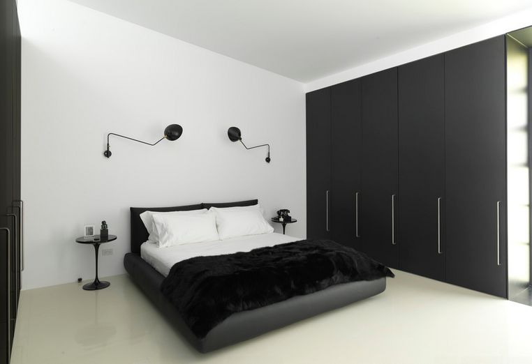 black and white bedroom home decorating trends - homedit MMXPLAF