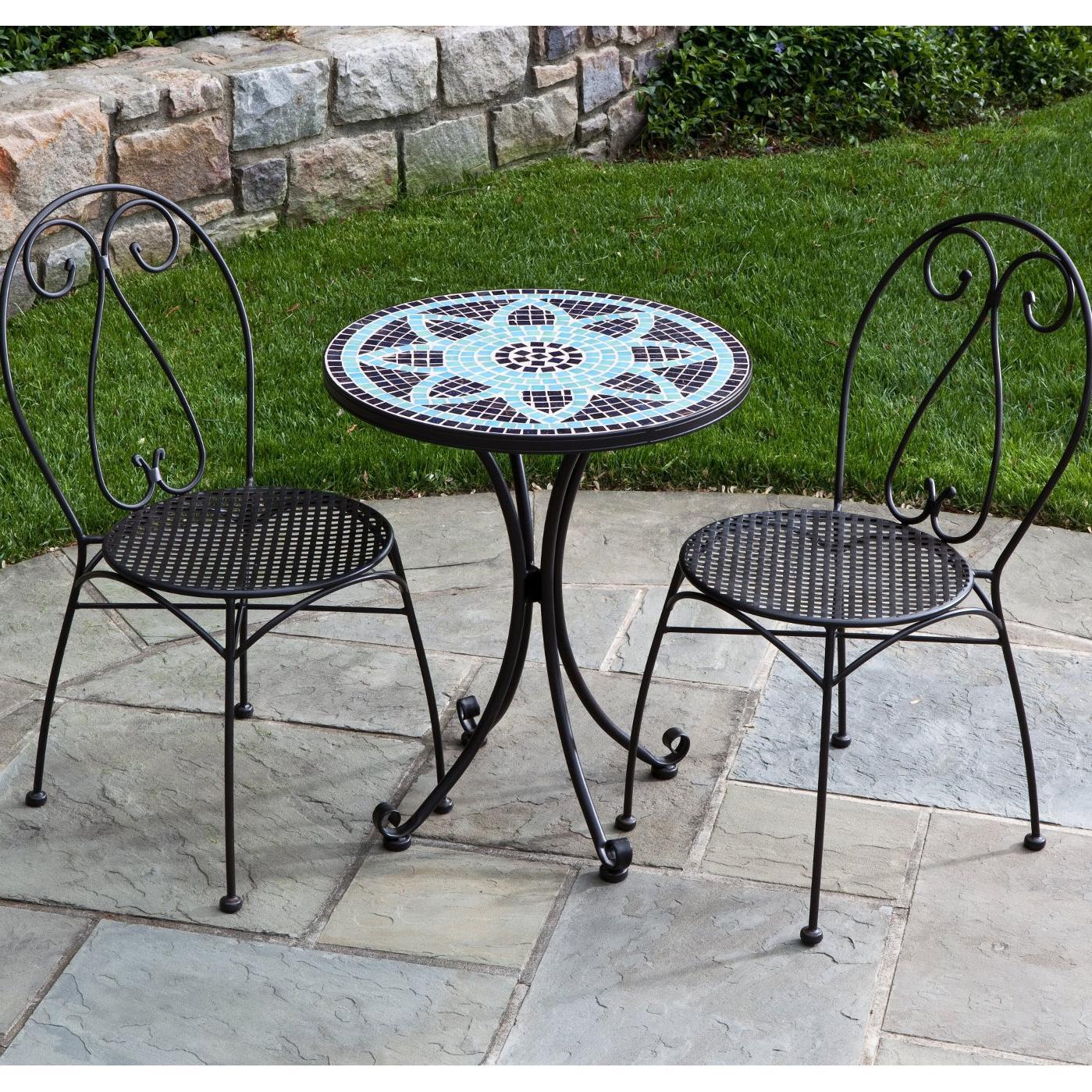 Make use of the bistro patio set to have comfort look