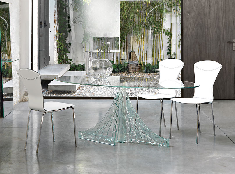 Avoid scratches on your glass dining table