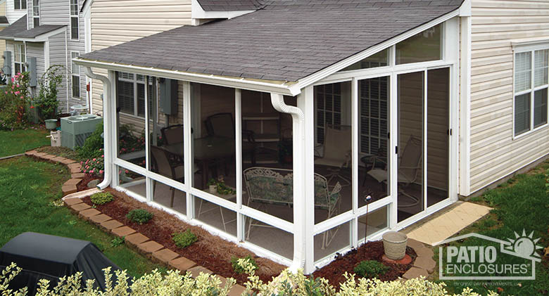 screened in porch white aluminum frame screen room with single-slope roof JTIETMV