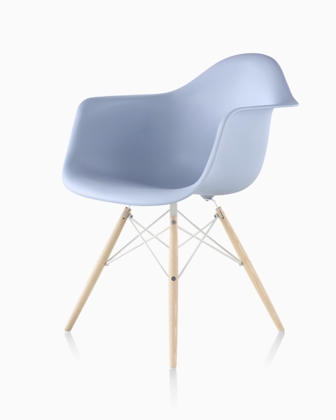 Eames Molded Plastic Chairs, on Designer Pag